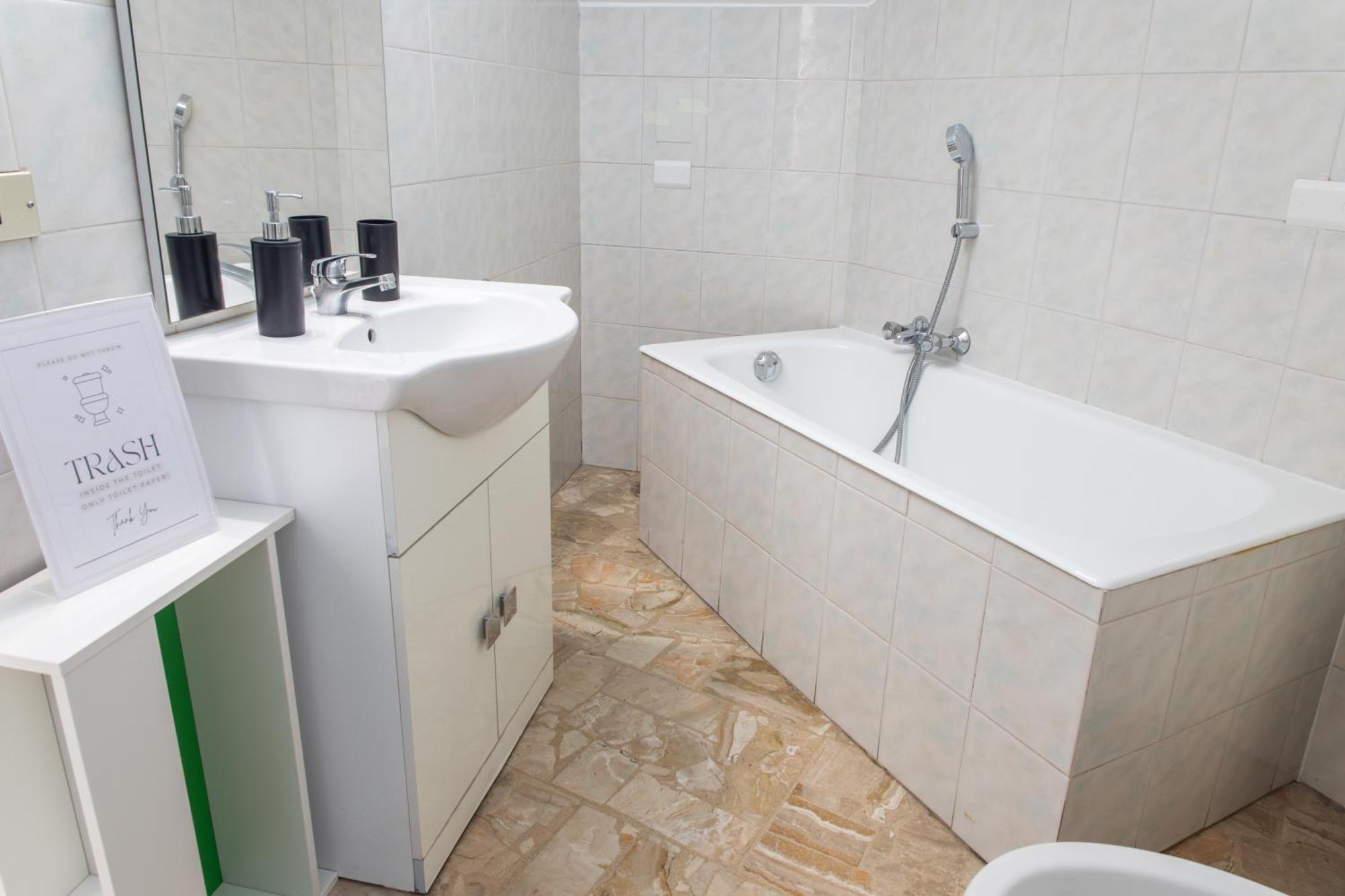 Apartment Skyview - Penthouse Few Steps From Metro Mailand